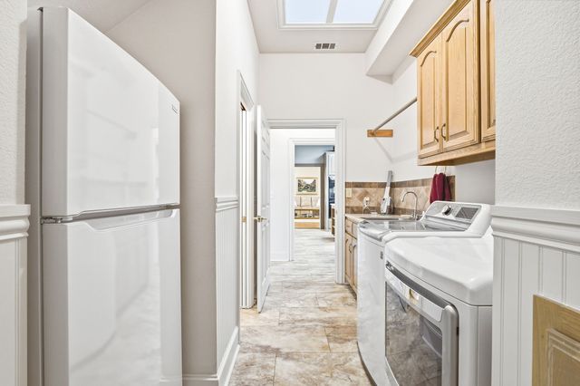 710 Glenwood Circle, Fairview, TX 75069