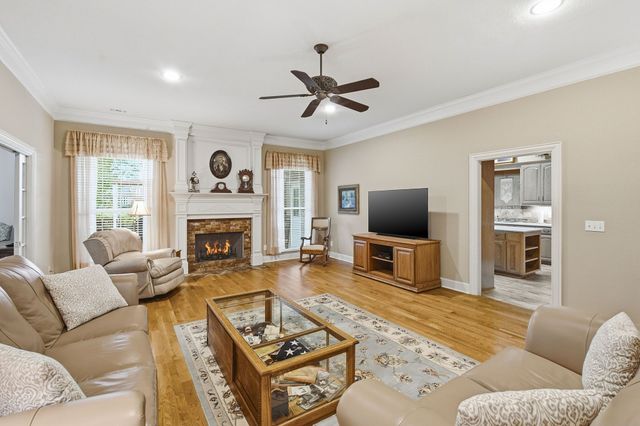 710 Glenwood Circle, Fairview, TX 75069