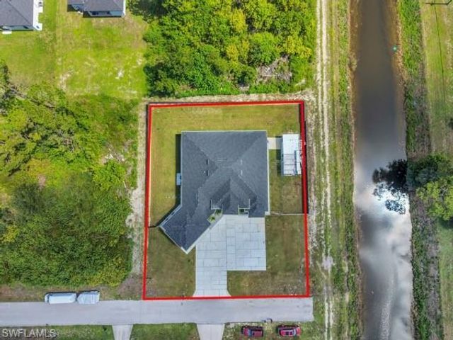 2500 2nd ST SW, Lehigh Acres, FL 33976