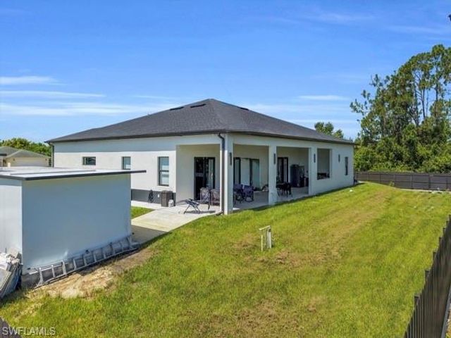 2500 2nd ST SW, Lehigh Acres, FL 33976