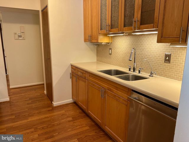 11400 TURNMILL LN, Reston, VA 20191