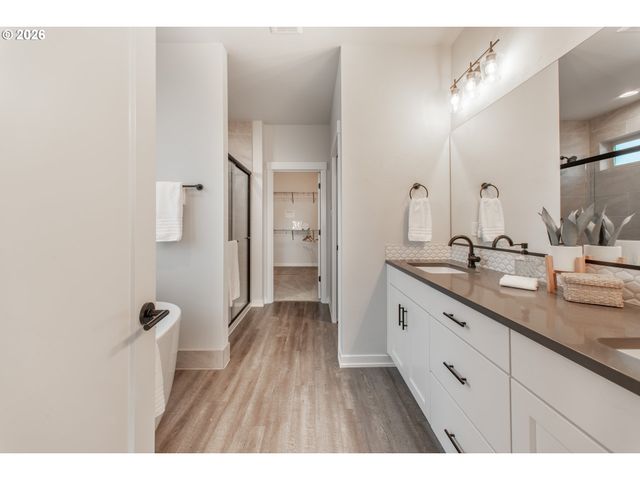 5741 Se 80TH Ave, Hillsboro, OR 97129