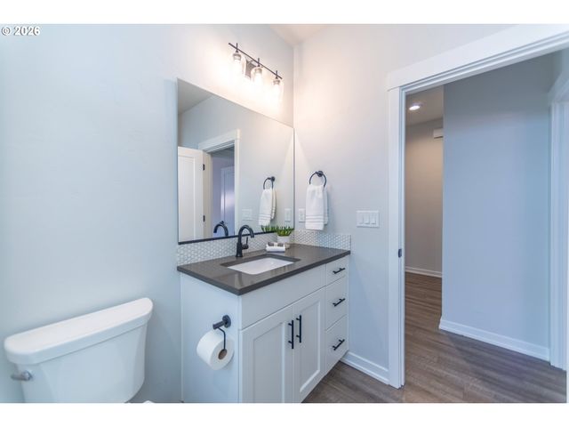 5741 Se 80TH Ave, Hillsboro, OR 97129