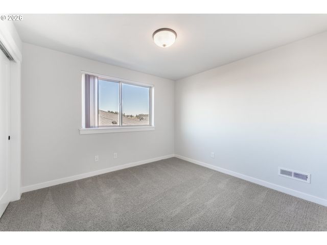 5741 Se 80TH Ave, Hillsboro, OR 97129