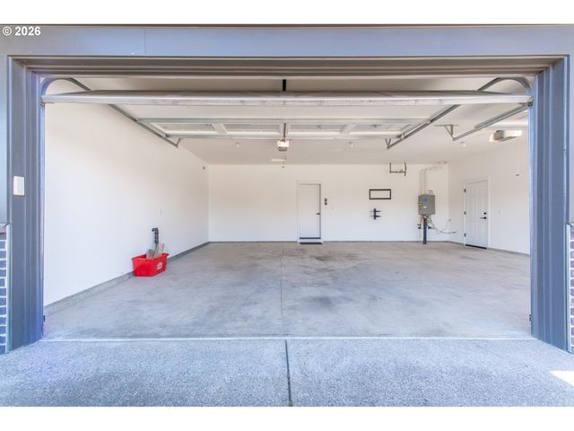 5741 Se 80TH Ave, Hillsboro, OR 97129