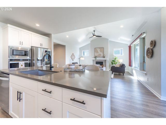 5741 Se 80TH Ave, Hillsboro, OR 97129