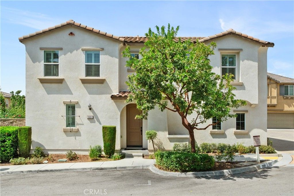 2051 Liberty Way, Claremont, CA 91711