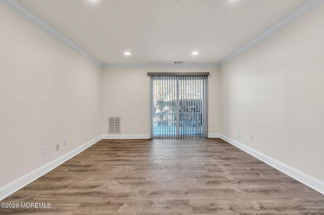 1209 Wedgewood Circle, Belford, NJ 07718