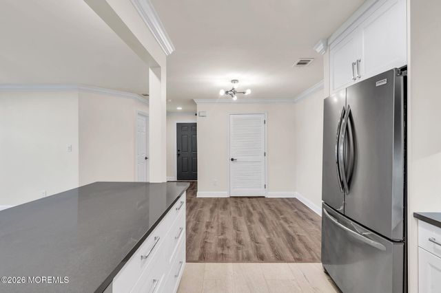 1209 Wedgewood Circle, Belford, NJ 07718