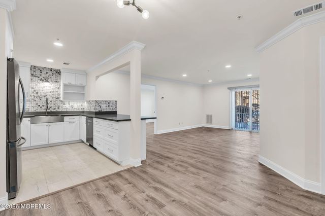 1209 Wedgewood Circle, Belford, NJ 07718