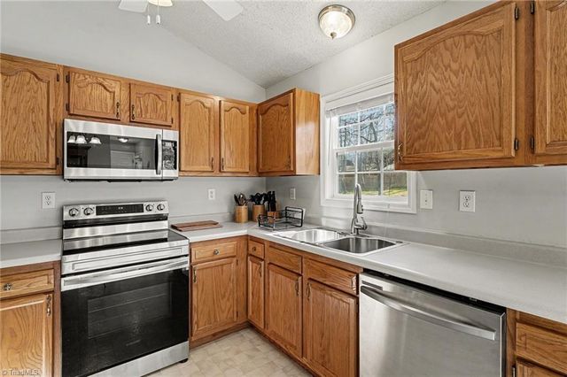 4302 Fox Street, Randleman, NC 27317