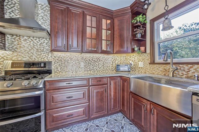 55 Passaic Avenue, Hasbrouck Heights, NJ 07604