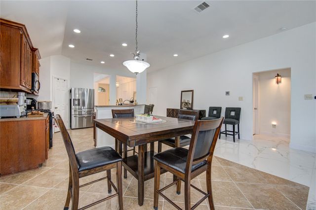 2819 Everhart Terrace Drive, Fresno, TX 77545