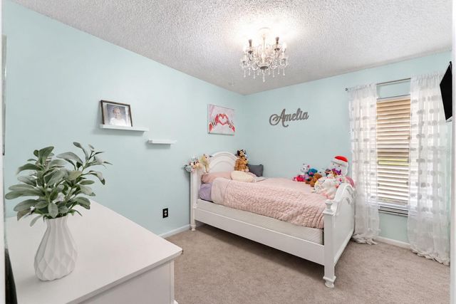 4010 BRAESGATE LANE, Tampa, FL 33624
