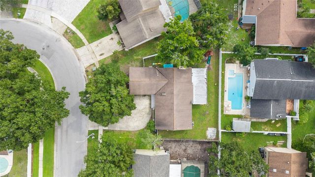 4010 BRAESGATE LANE, Tampa, FL 33624