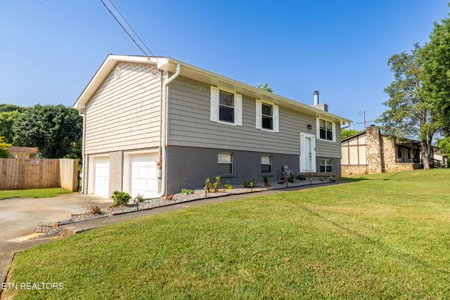2026 Independence Drive, Maryville, TN 37803