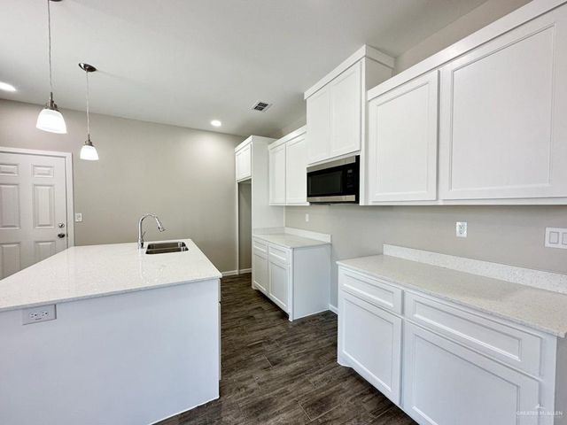 1412 Vani Drive 3, Weslaco, TX 78596