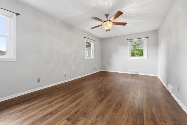 1218 Pinehurst Boulevard, Kalamazoo, MI 49006