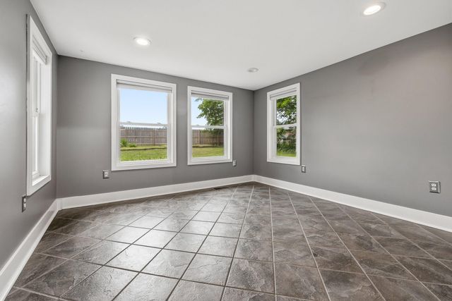 1218 Pinehurst Boulevard, Kalamazoo, MI 49006