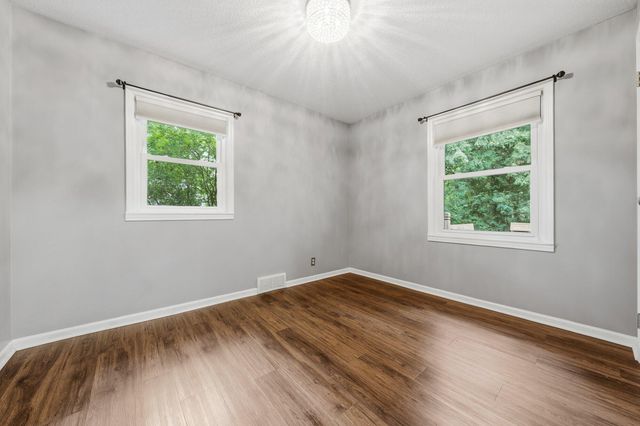 1218 Pinehurst Boulevard, Kalamazoo, MI 49006
