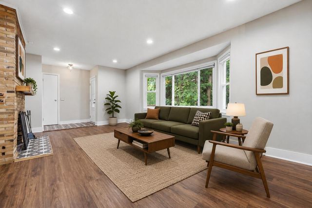 1218 Pinehurst Boulevard, Kalamazoo, MI 49006