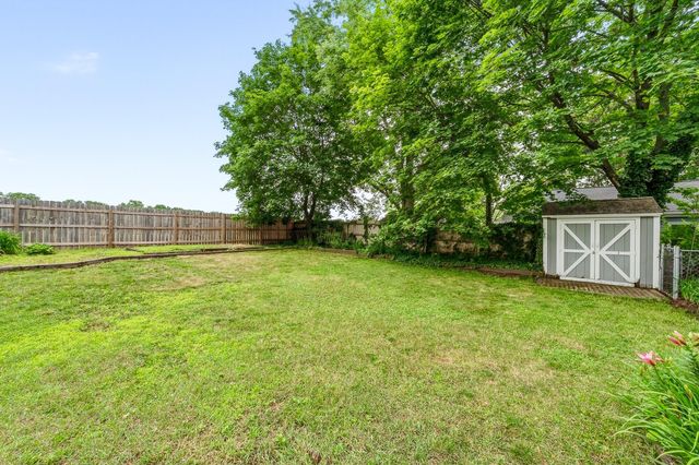 1218 Pinehurst Boulevard, Kalamazoo, MI 49006