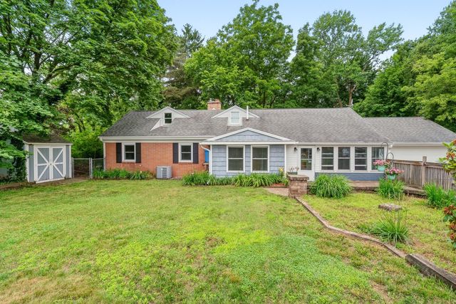 1218 Pinehurst Boulevard, Kalamazoo, MI 49006