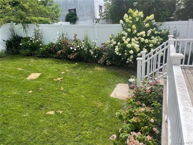 39 N Riverside Avenue, Croton-on-hudson, NY 10520