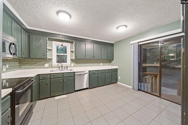 1420 S Woodstream Road, Columbia, SC 29212