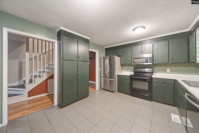 1420 S Woodstream Road, Columbia, SC 29212