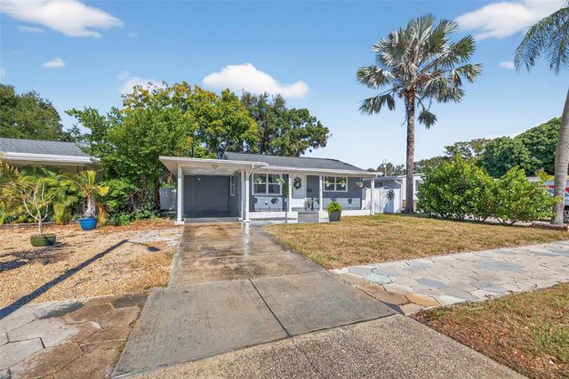 5717 2ND AVENUE N, St Petersburg, FL 33710