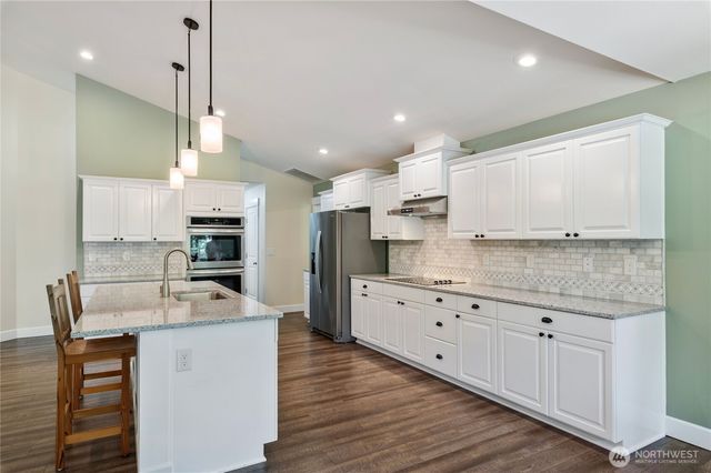 13642 NW Red Maple Way, Bremerton, WA 98312