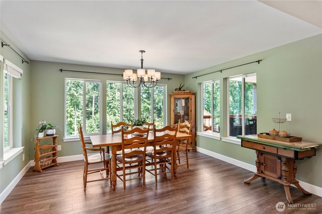 13642 NW Red Maple Way, Bremerton, WA 98312