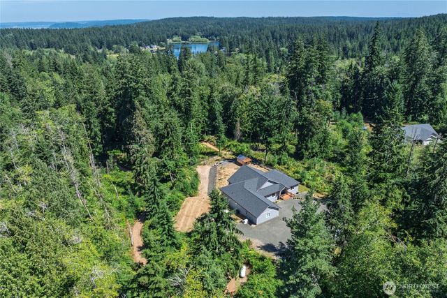 13642 NW Red Maple Way, Bremerton, WA 98312