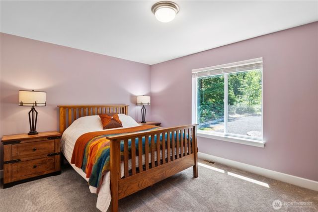 13642 NW Red Maple Way, Bremerton, WA 98312
