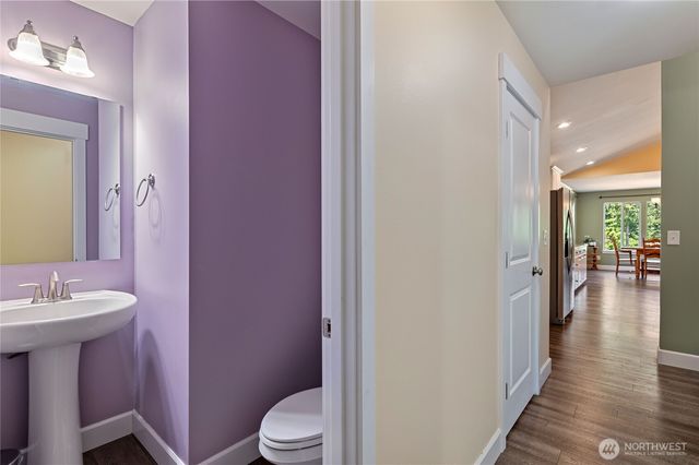 13642 NW Red Maple Way, Bremerton, WA 98312