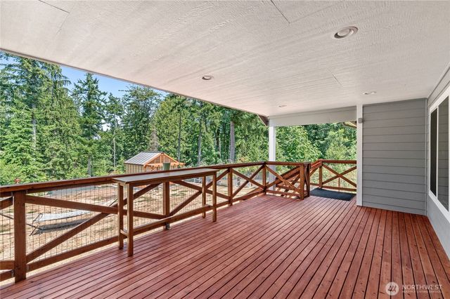 13642 NW Red Maple Way, Bremerton, WA 98312