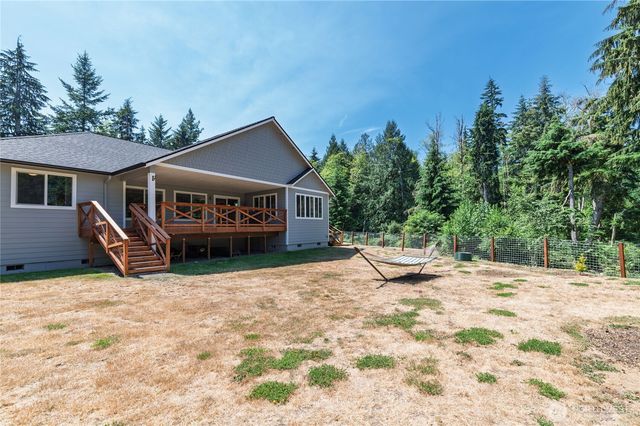 13642 NW Red Maple Way, Bremerton, WA 98312