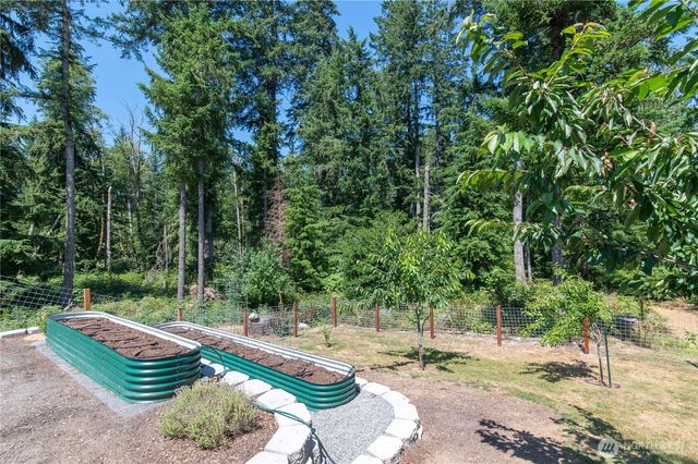 13642 NW Red Maple Way, Bremerton, WA 98312