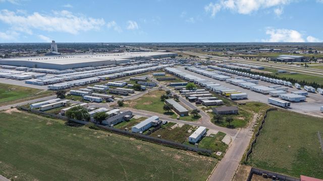 3301 Quincy Avenue, Plainview, TX 79072