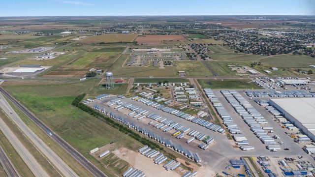 3301 Quincy Avenue, Plainview, TX 79072