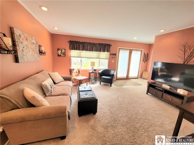 313 Baker Street, Jamestown, NY 14701