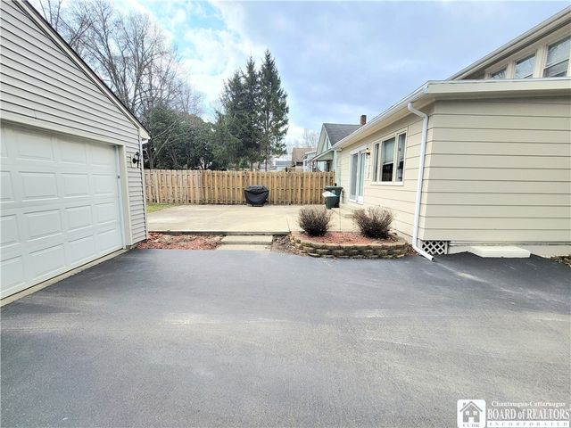 313 Baker Street, Jamestown, NY 14701