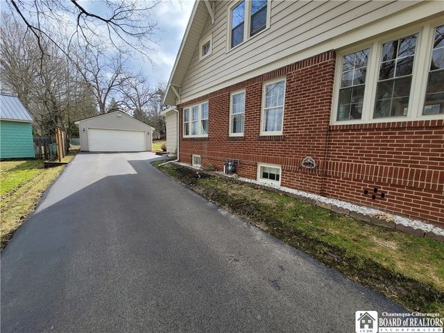 313 Baker Street, Jamestown, NY 14701