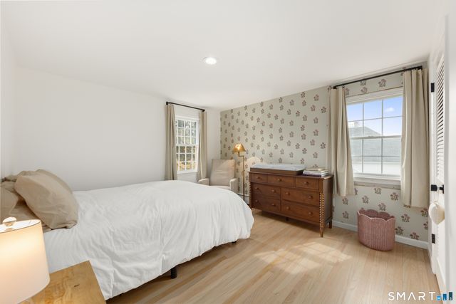 127 South Gate Lane, Fairfield, CT 06890