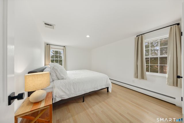 127 South Gate Lane, Fairfield, CT 06890