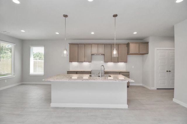 11902 Royal Willow Lane, Houston, TX 77066