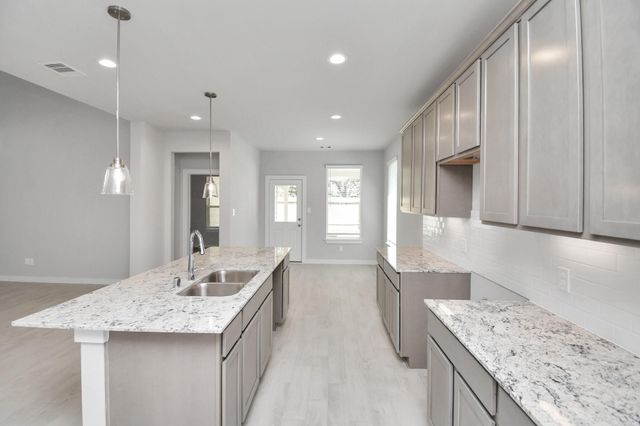 11902 Royal Willow Lane, Houston, TX 77066