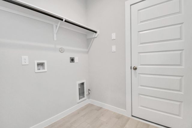 11902 Royal Willow Lane, Houston, TX 77066