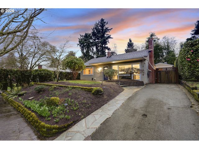 4005 Se LEXINGTON St, Portland, OR 97202